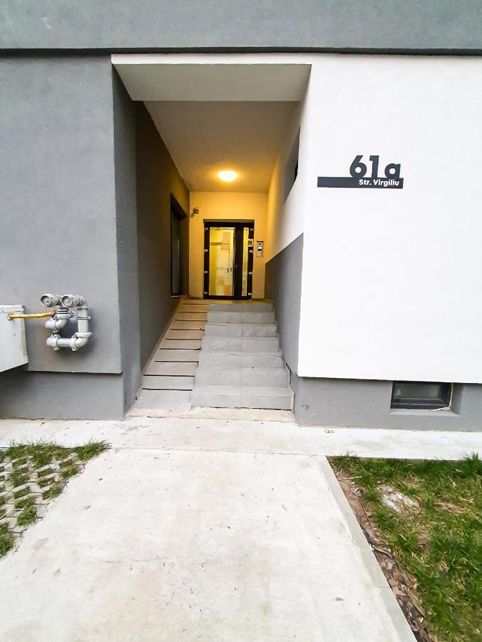 Urban Retreat: Industrial Chic 1Br Ap - Heart Of Bucharest Apartment Exterior photo